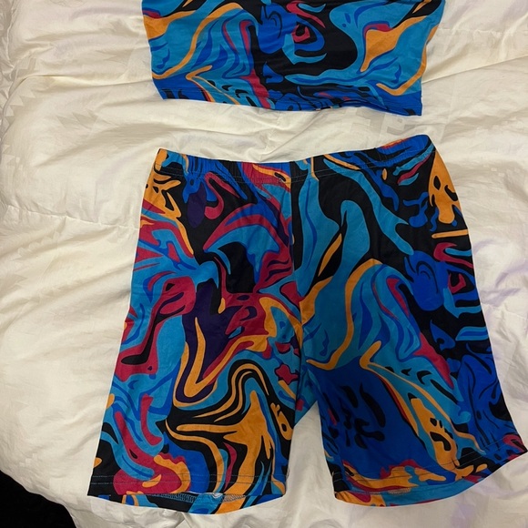 Colorful Abstract Two-Piece Set - Picture 2 of 2